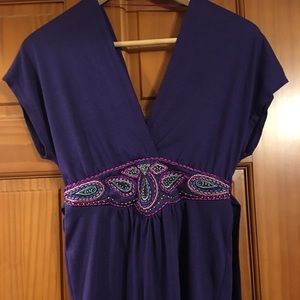 🌺🌺 2 For 12 🌺🌺🌺 Beautiful top.